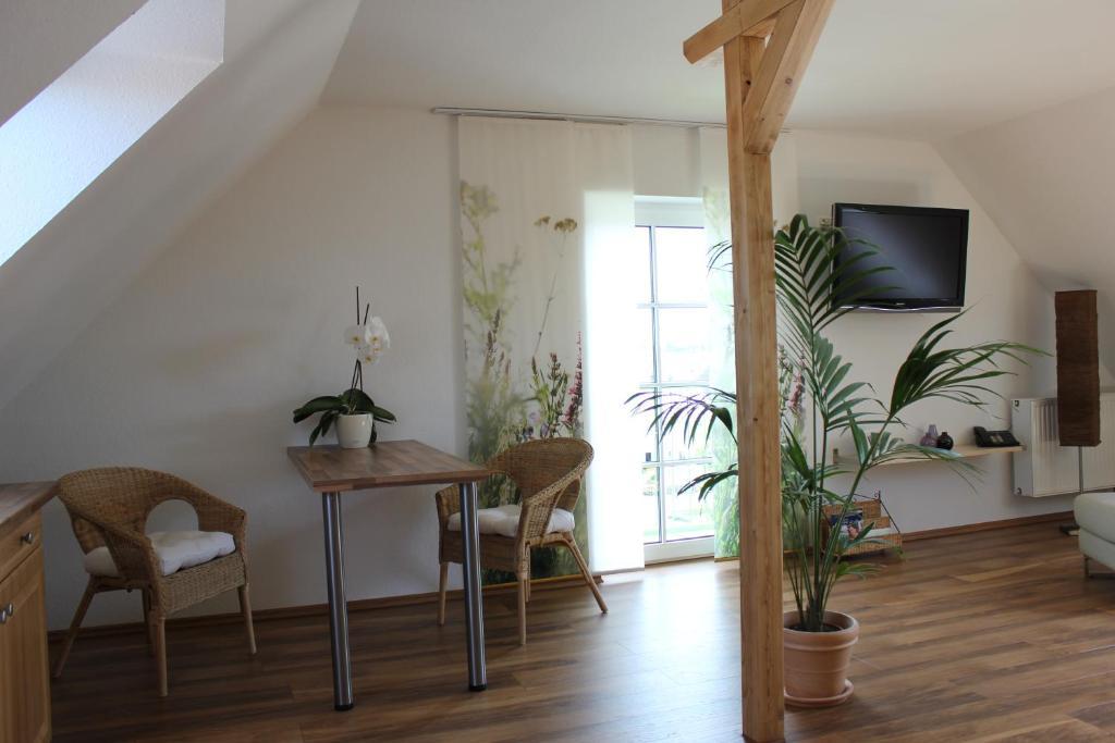 Lindenhof Hotel Thiendorf Room photo